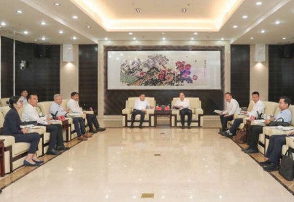 云浮市委書記盧榮春會見蘇如春一行——共話合作 攜手共贏